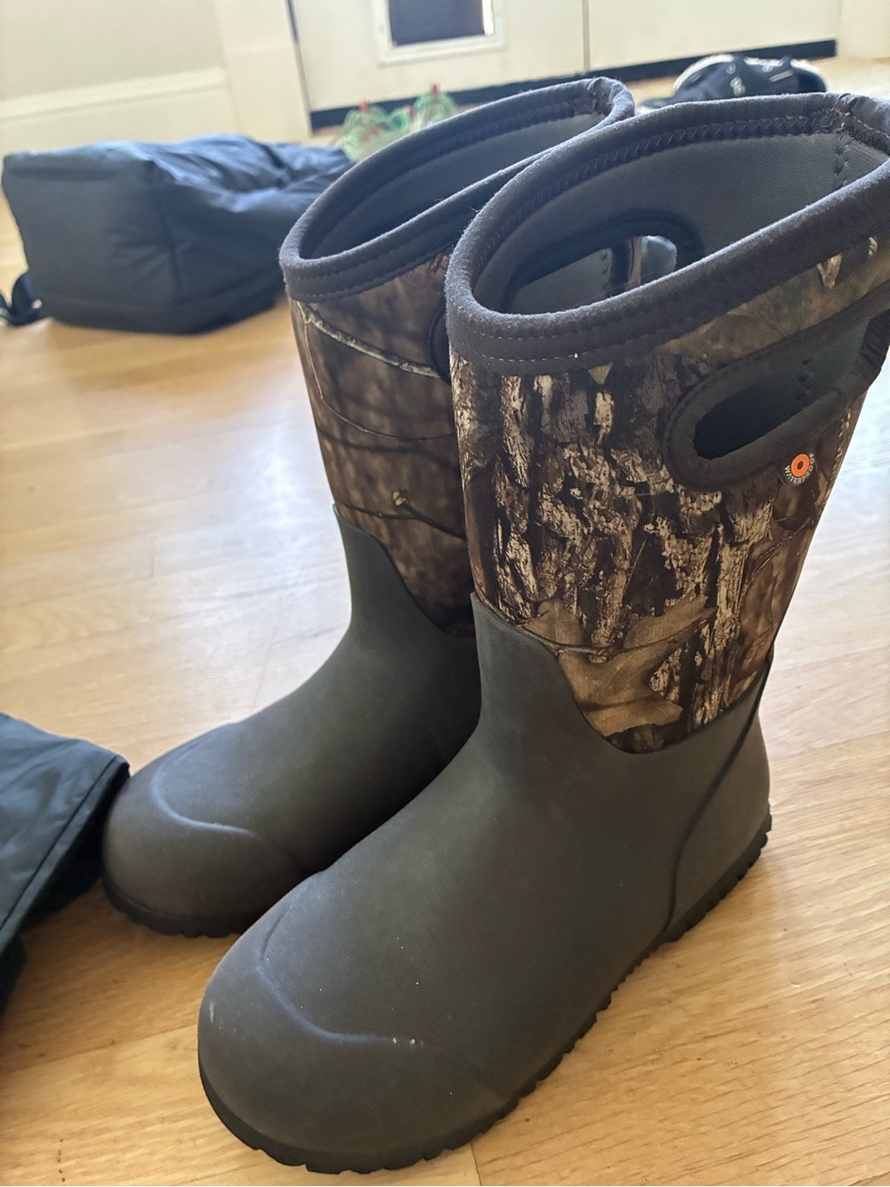 Bogs Kids Brown Camo Pull-On Waterproof Boots
